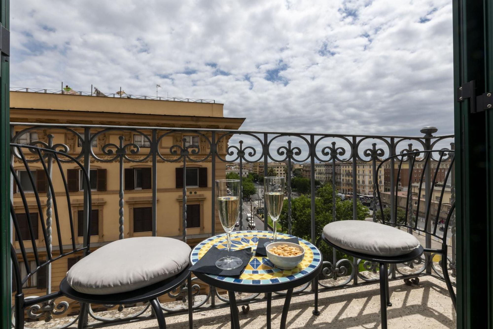 Bed and Breakfast St Peter Twelve Рим Экстерьер фото